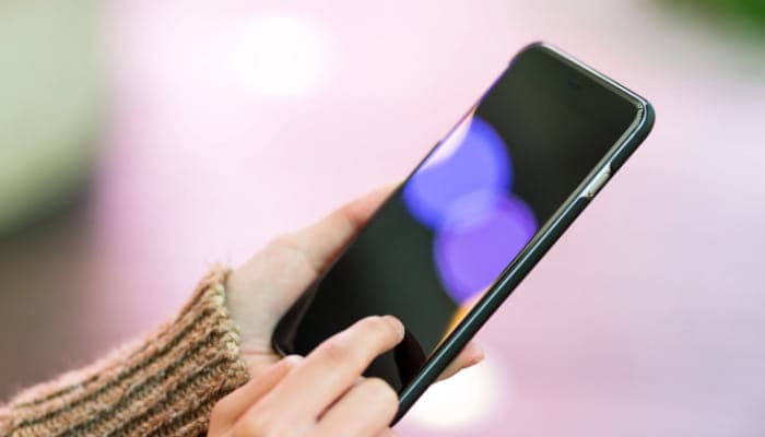 Is Buying a Secondhand Phone in Singapore Worth It in 2026?